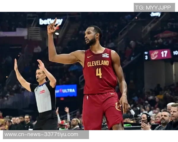 莫布里全能表现助球队获胜13投7中砍下22分12篮板4助攻4盖帽正负值高达18